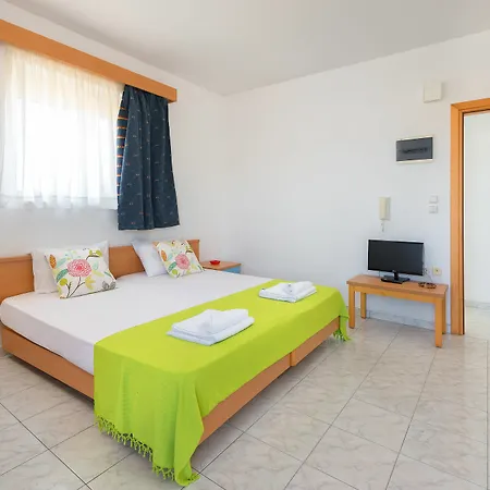 Yiannis Appartement *